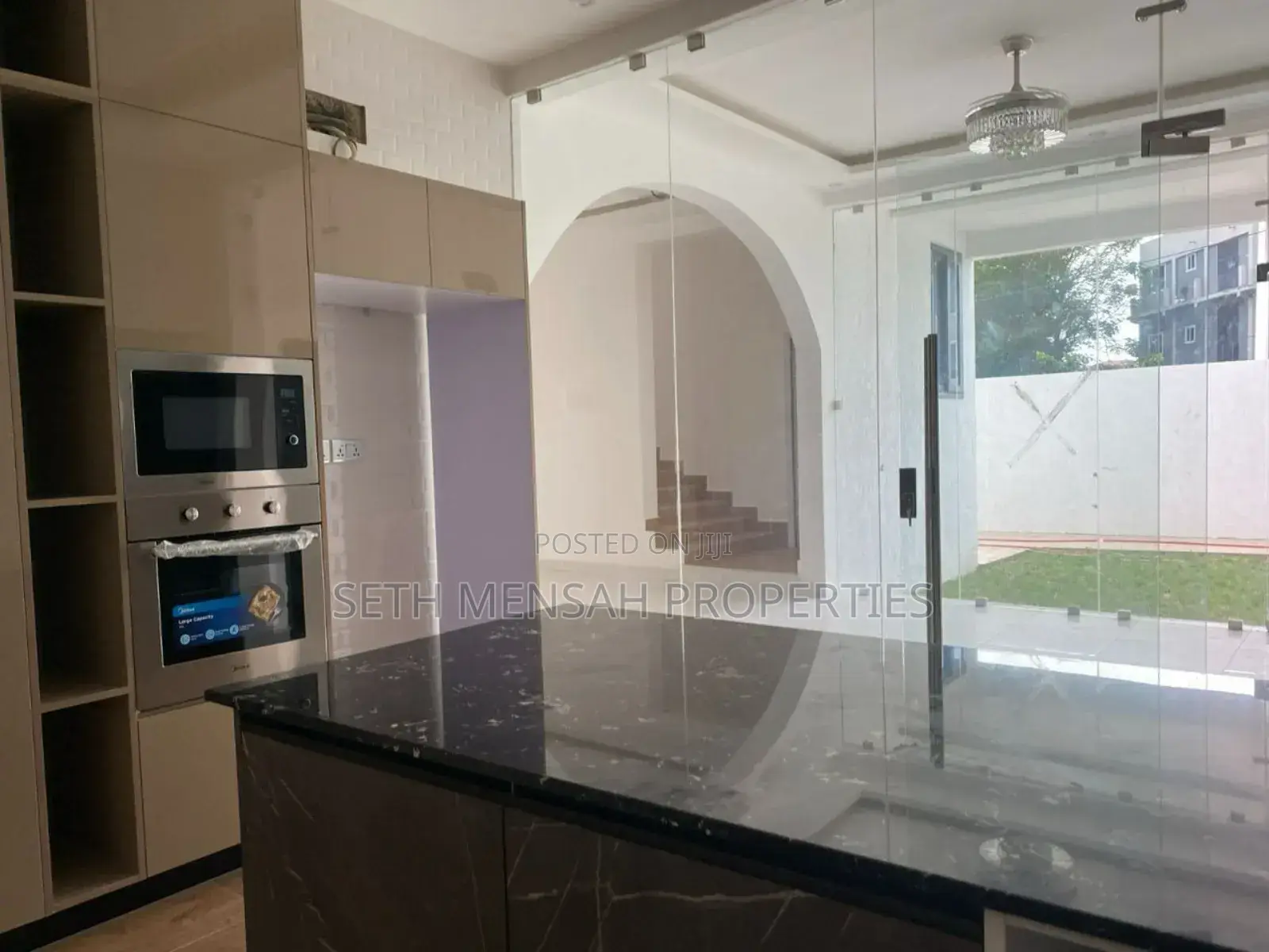 5bdrm House in Skm Properties, Airport Residential Area for sale