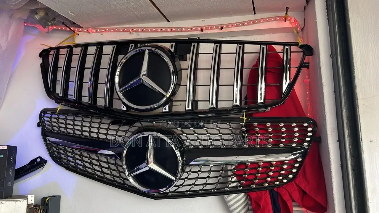 Mercedes Benz W204 AMG GRILLES 2014