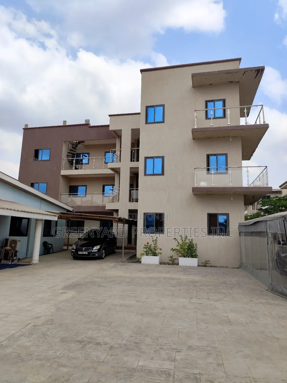 3bdrm Apartment in Mangos, East Legon for rent