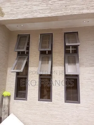 Aluminium PROJECTED Windows