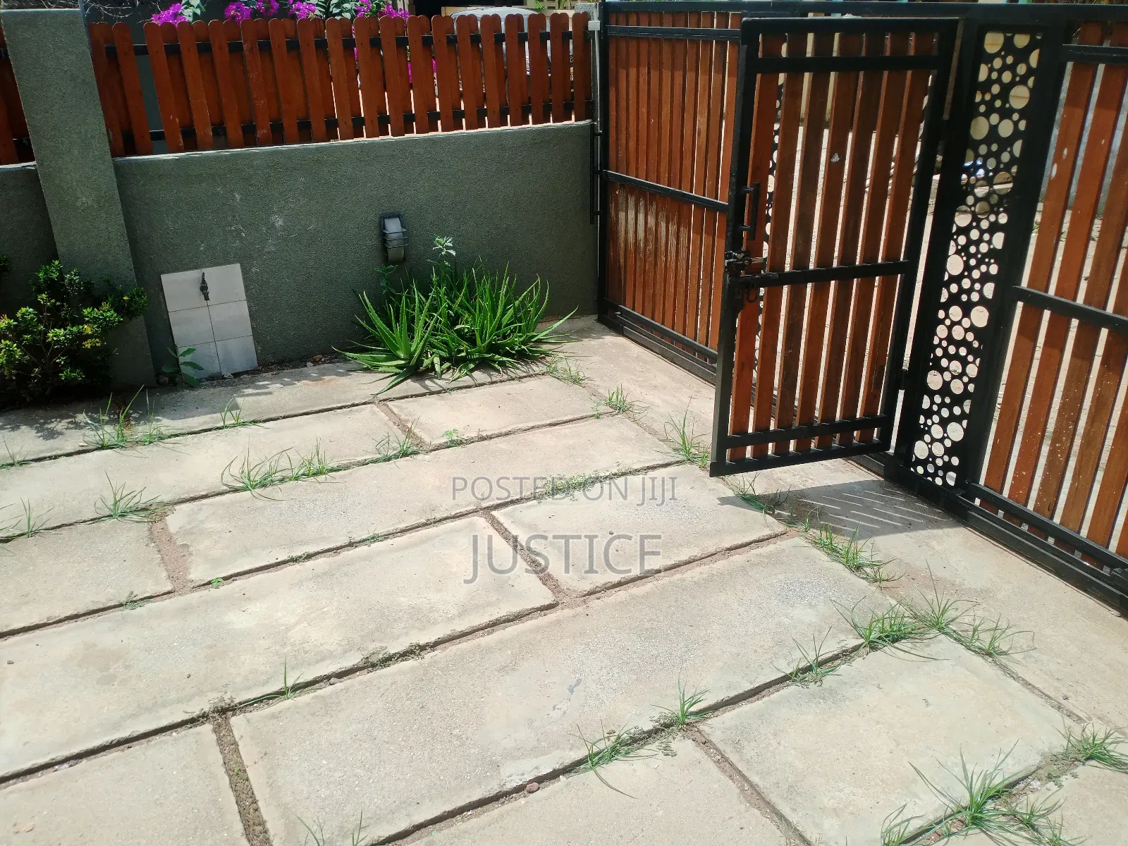 3bdrm House in West Legon for rent
