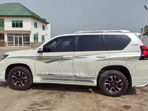 Land Cruiser Prado - For Rent (New)