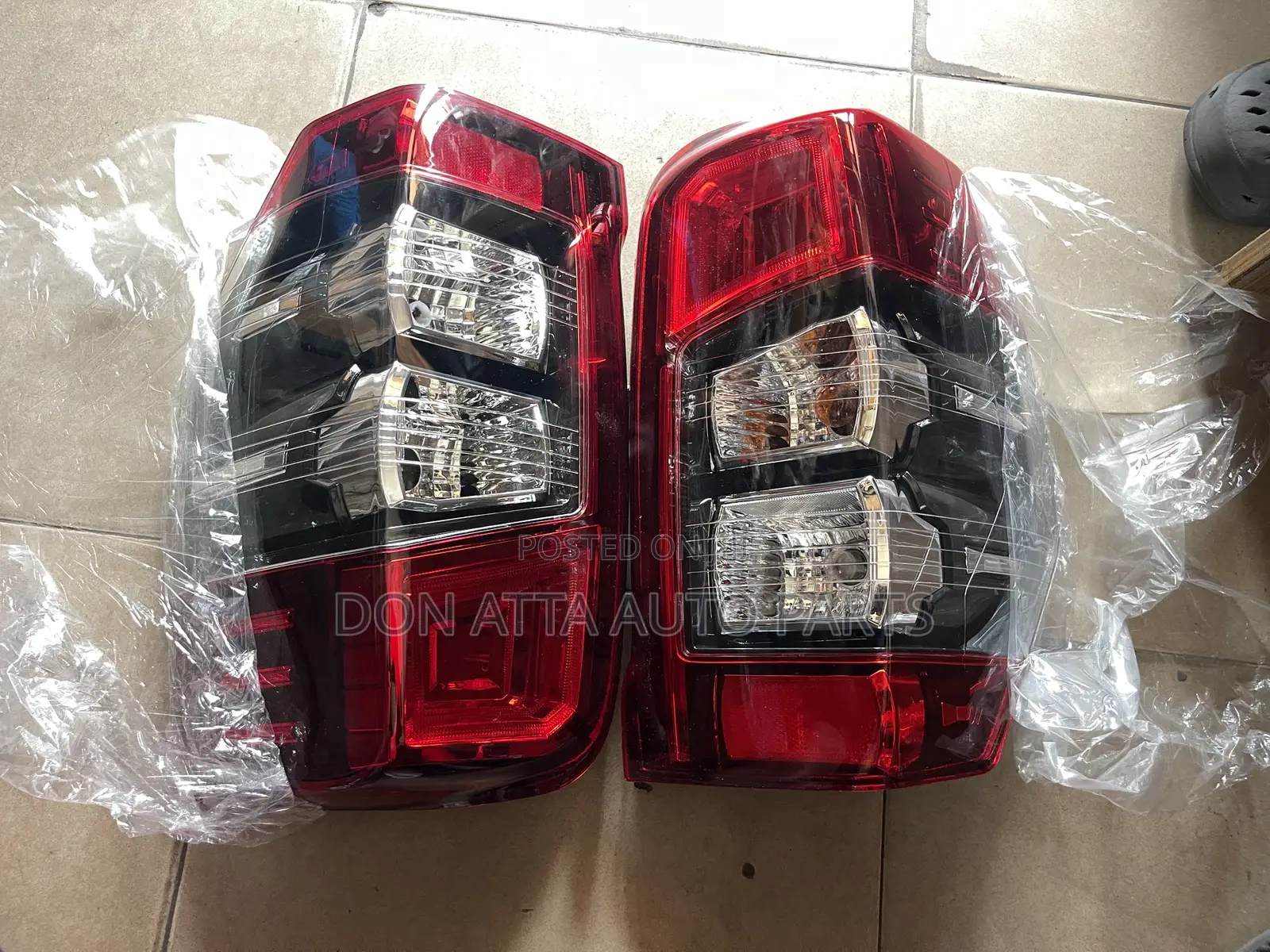 Mitsubishi L200 2020 Tail Light