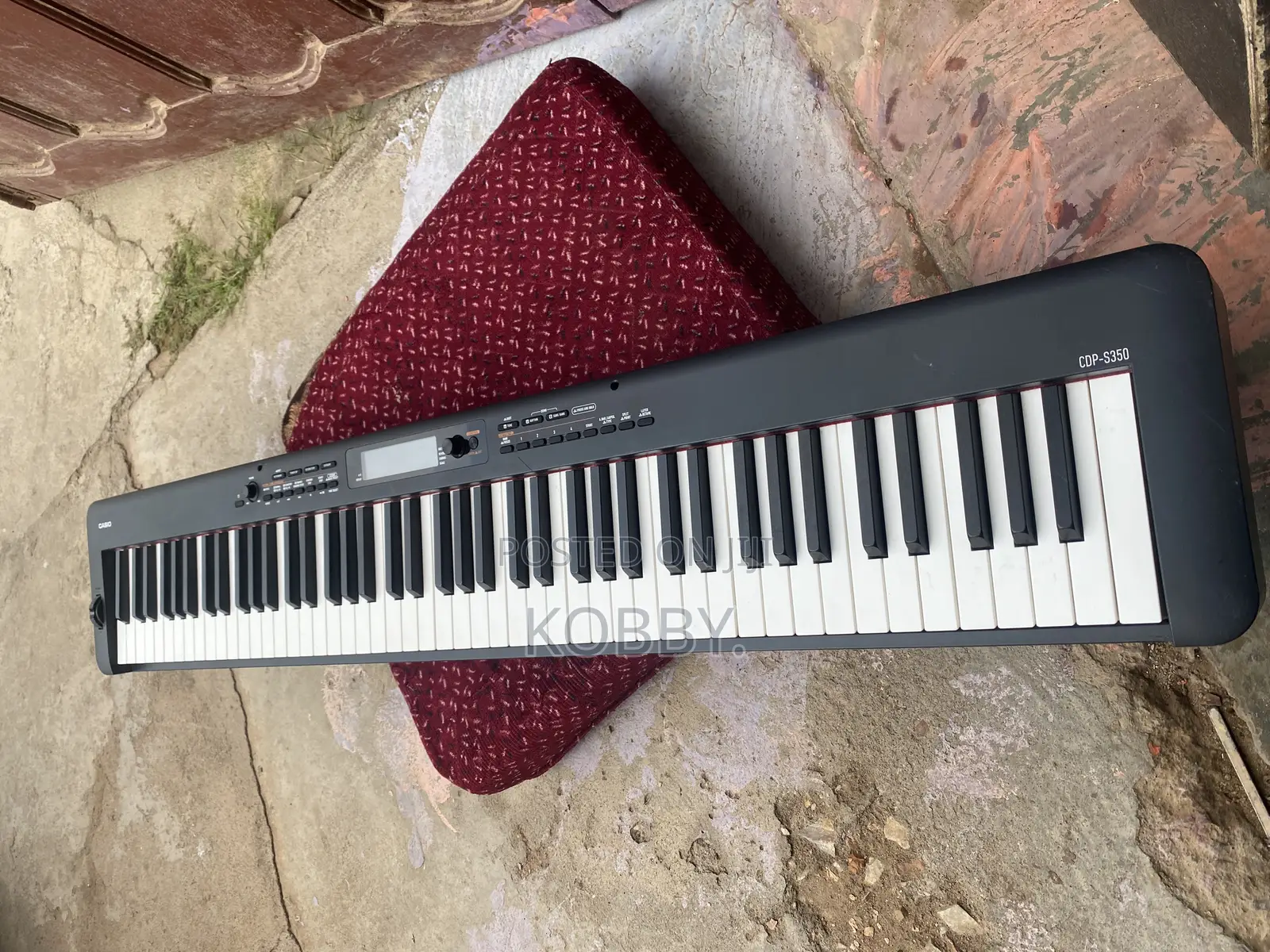 Yamaha P35 Digital Piano