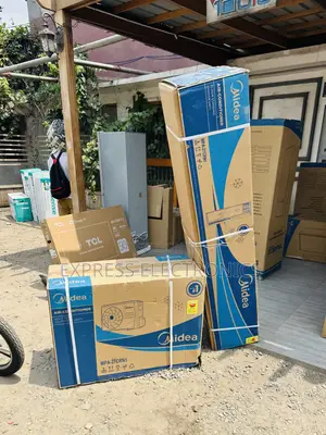 Midea Split R410 Gas White Floor 3.0hp