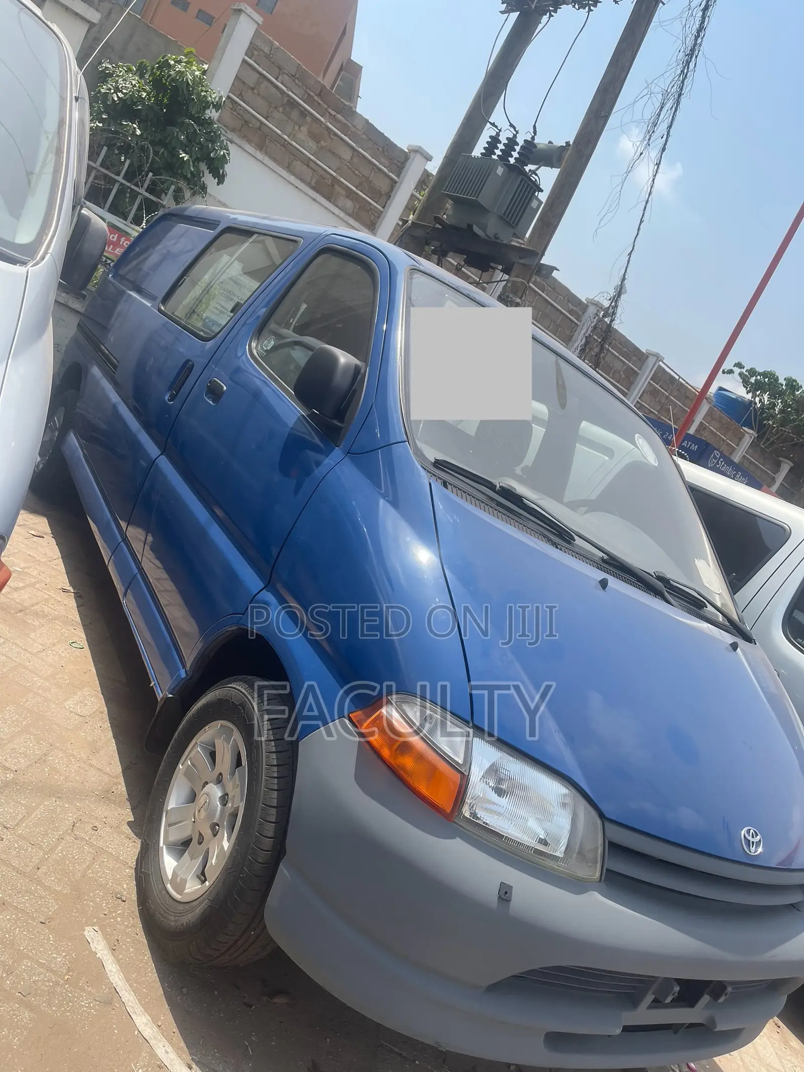 Toyota HiAce 2008 Blue