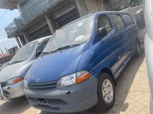 Toyota HiAce 2008 Blue