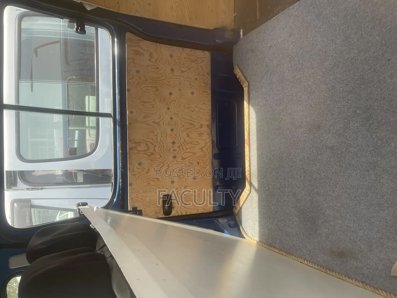 Toyota HiAce 2008 Blue