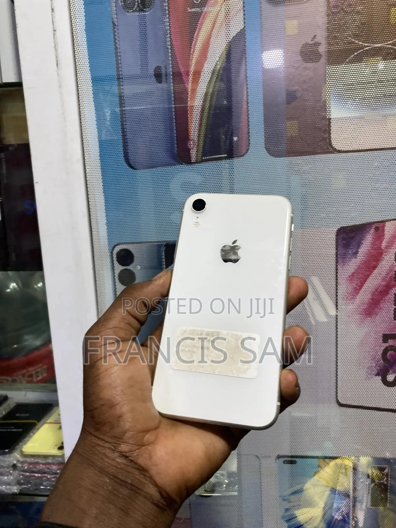 Apple iPhone XR 64 GB White