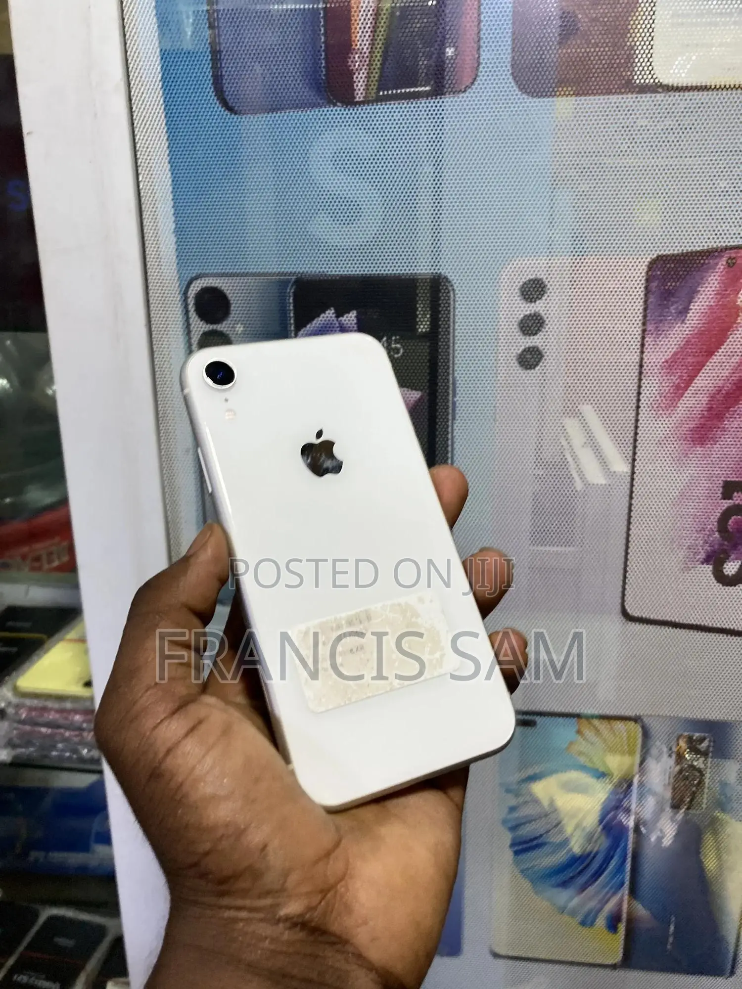Apple iPhone XR 64 GB White