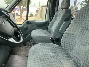 Toyota HiAce 2010 White