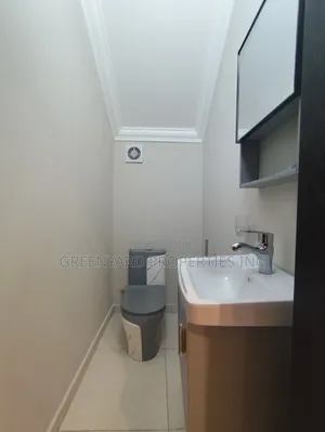 2bdrm Townhouse / Terrace in Adjiringanor, East Legon for rent