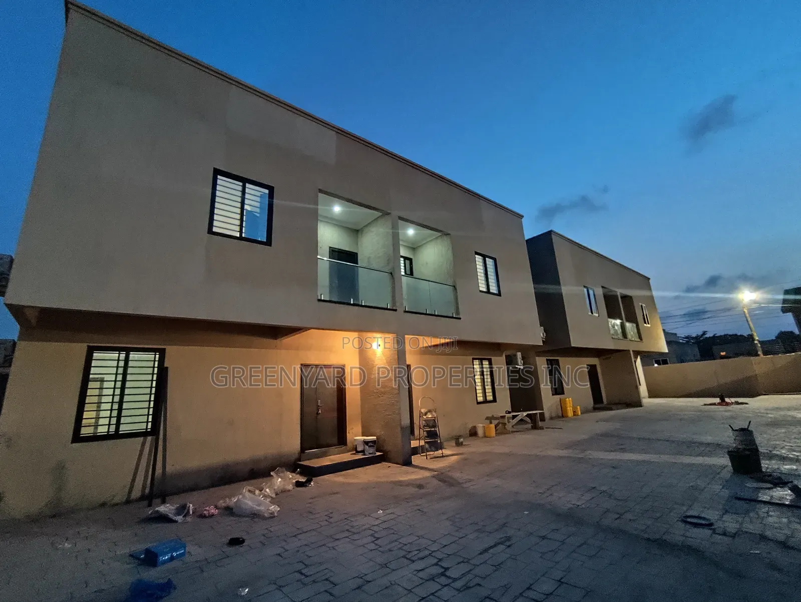 2bdrm Townhouse / Terrace in Adjiringanor, East Legon for rent