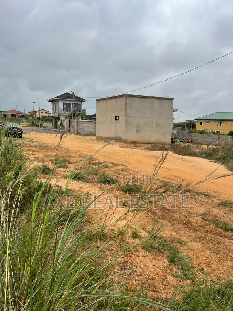 -Own a Full Plot in Our Exclusive Residence.