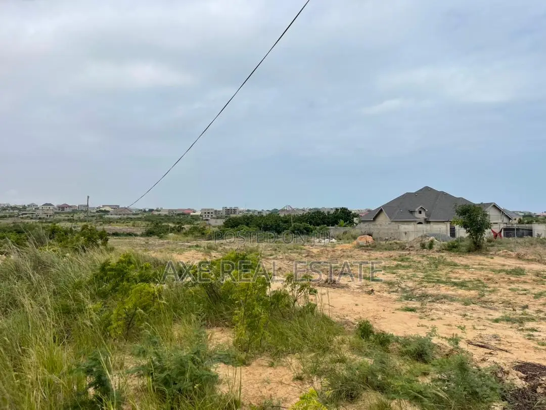 -Own a Full Plot in Our Exclusive Residence.