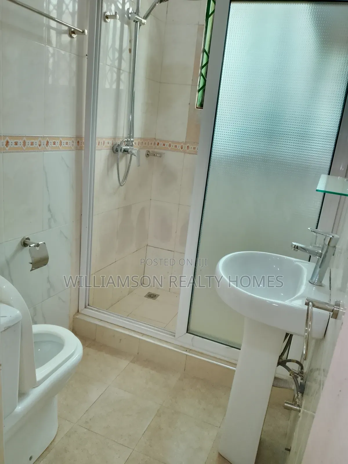4bdrm Apartment in Devtraco Estate Area, Spintex for rent