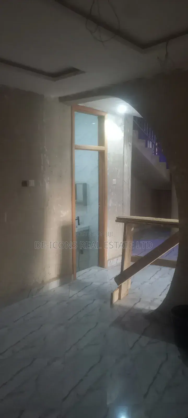 2bdrm Duplex in De-Icons Real, Awutu Senya East Municipal for rent