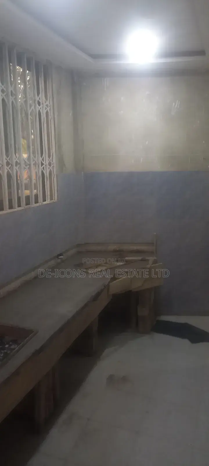 2bdrm Duplex in De-Icons Real, Awutu Senya East Municipal for rent