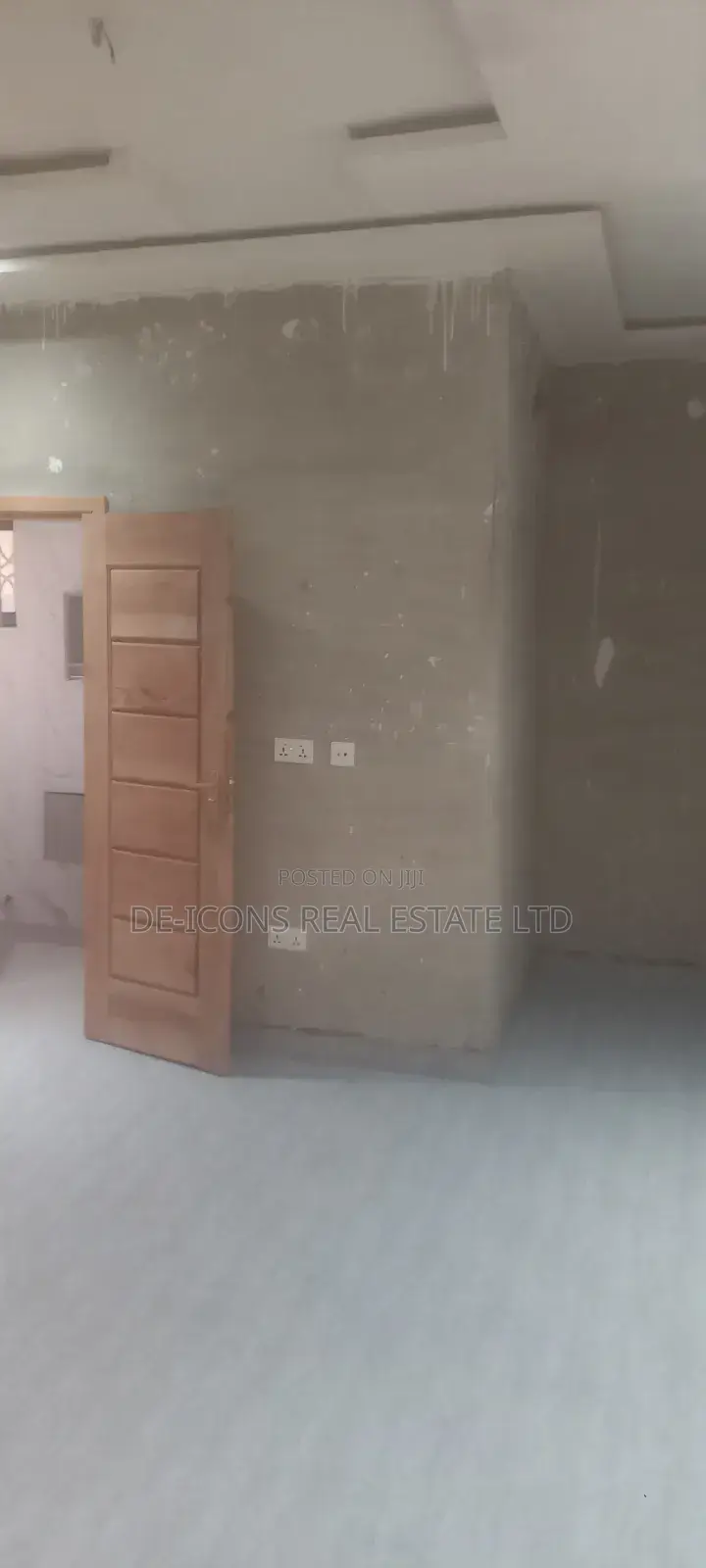 2bdrm Duplex in De-Icons Real, Awutu Senya East Municipal for rent