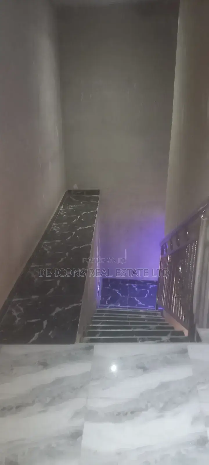 2bdrm Duplex in De-Icons Real, Awutu Senya East Municipal for rent