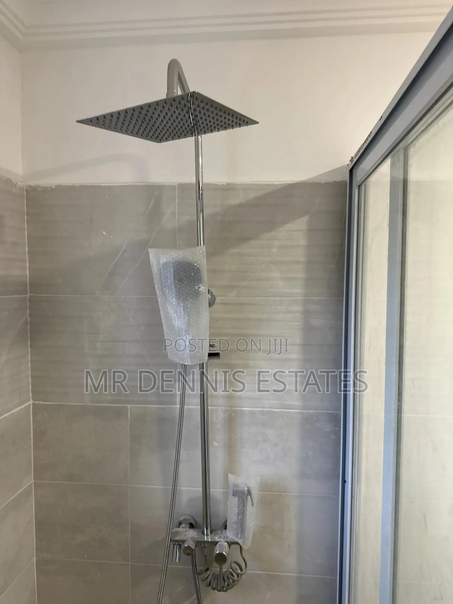 3bdrm Apartment in Mr Dennis Estates, Weija Junction for rent