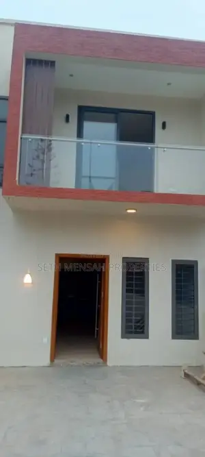 3bdrm House in Skm Properties, East Legon for rent