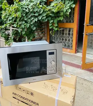Quick Heat With Midea AM717BS7 Built-in Microwave Oven.