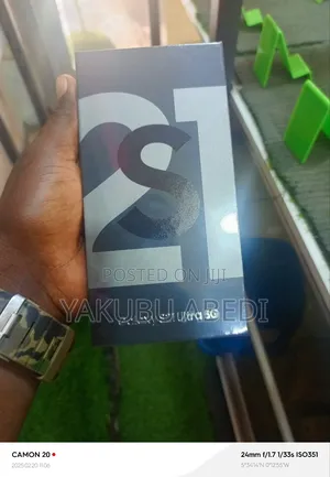New Samsung Galaxy S21 Ultra 5G 128 GB Black