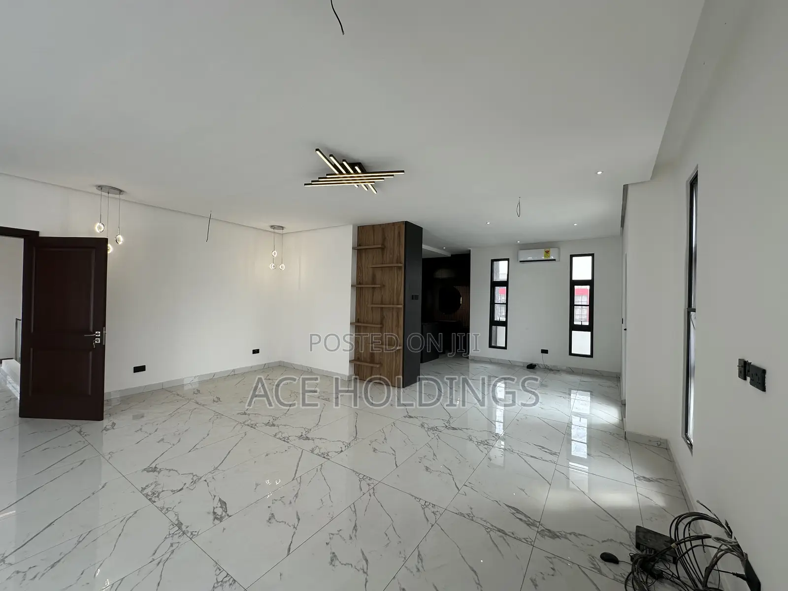 4bdrm Mansion in East Legon for sale