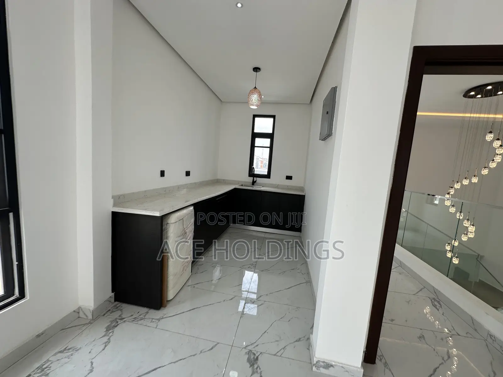 4bdrm Mansion in East Legon for sale