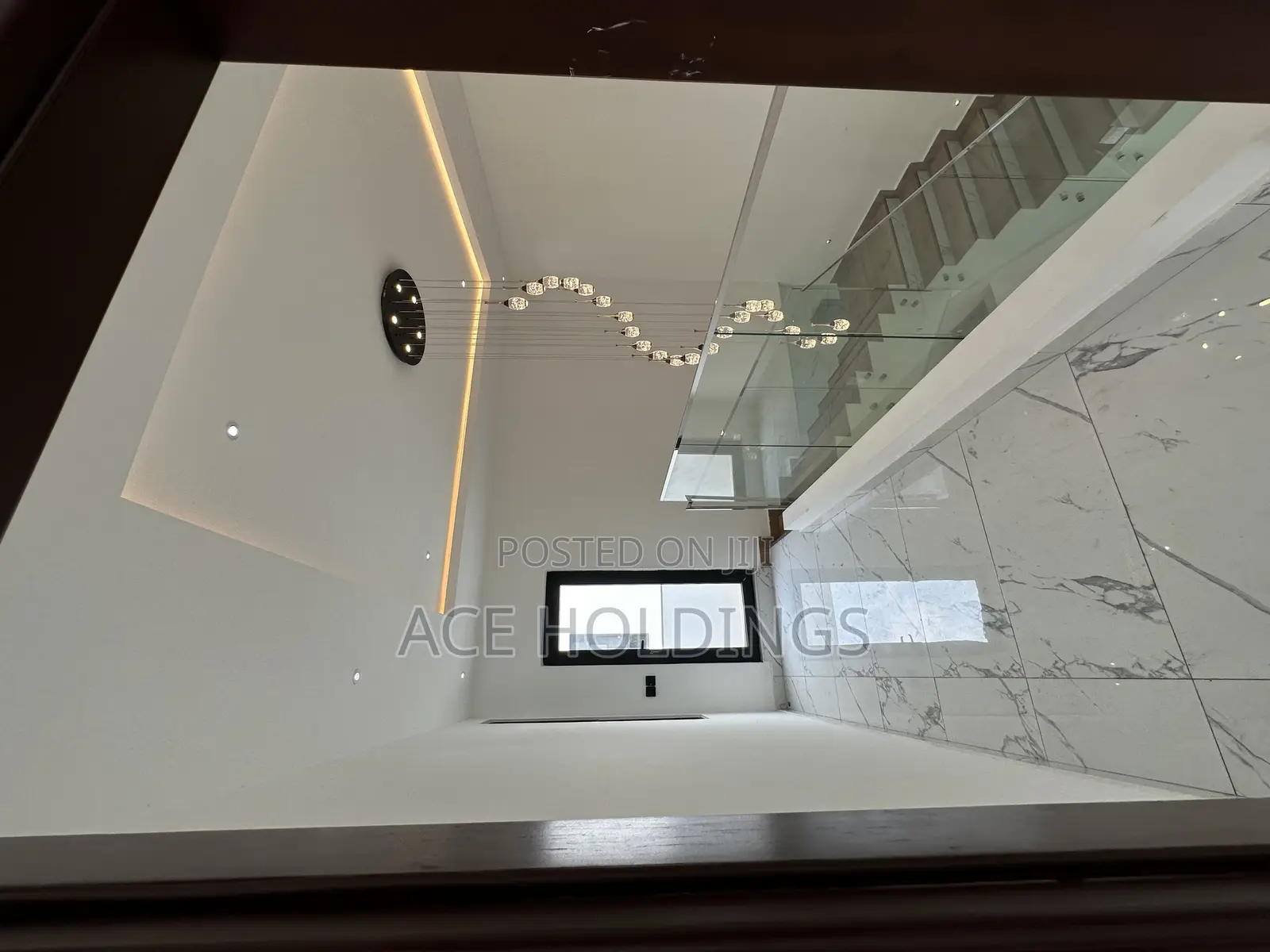 4bdrm Mansion in East Legon for sale
