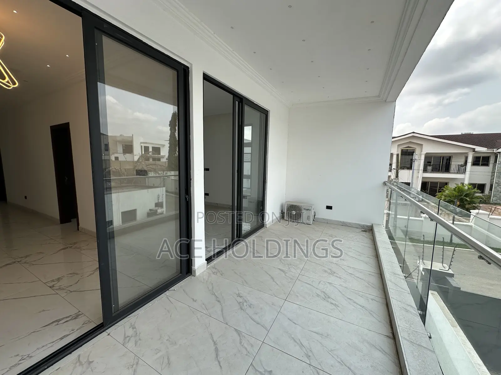 4bdrm Mansion in East Legon for sale