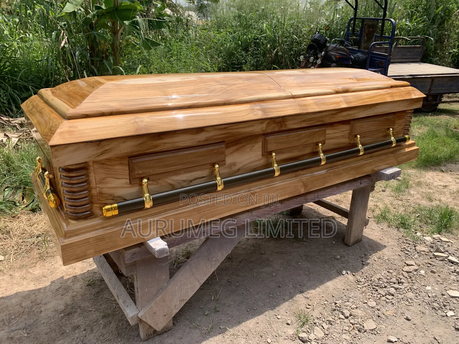 Classic Coffins and Caskets Made Affordable