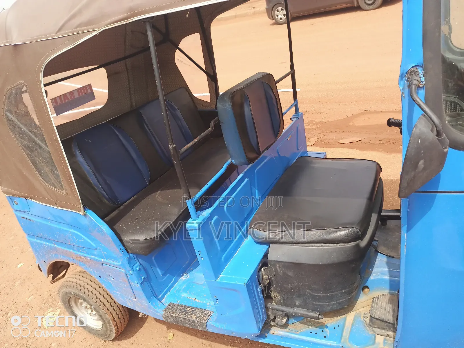 Bajaj RE 2021 Blue