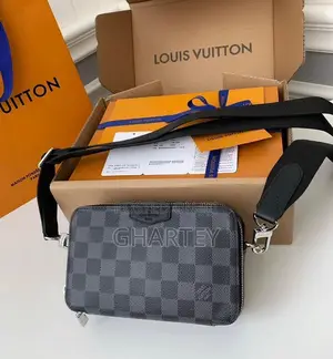 Luxury LV Fashion Designer Side Bags (Free Delivery)