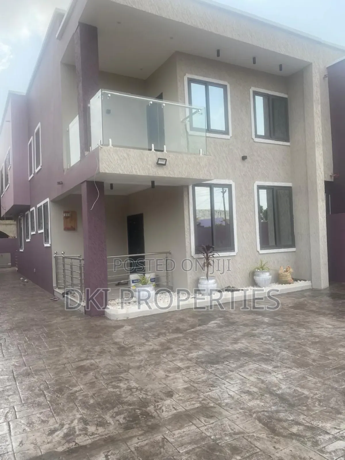 4bdrm House in Dki Properties, Adenta for sale