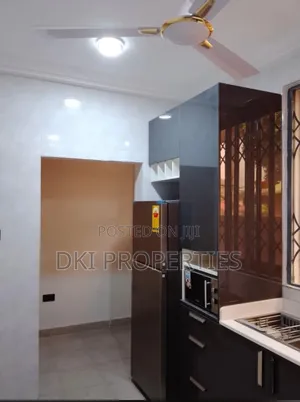 4bdrm House in Dki Properties, Adenta for sale