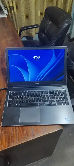 Laptop Dell Vostro 15 5568 8GB Intel Core i5 SSD 256GB