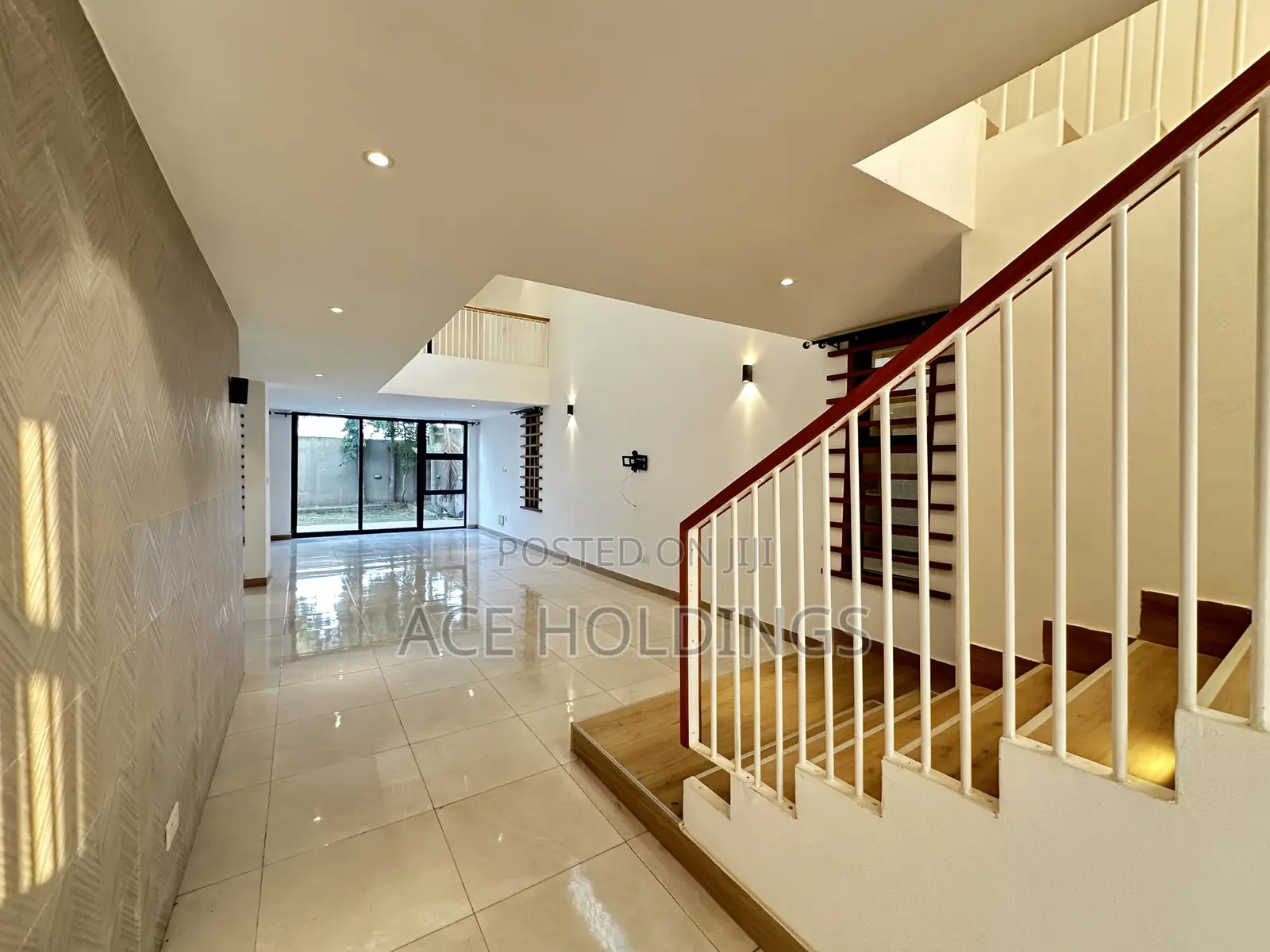 4bdrm House in Adjiringanor, Adjiriganor for sale