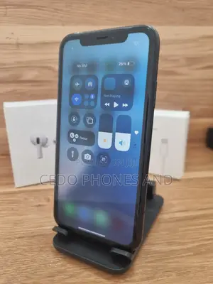 Apple iPhone XR 64 GB Black