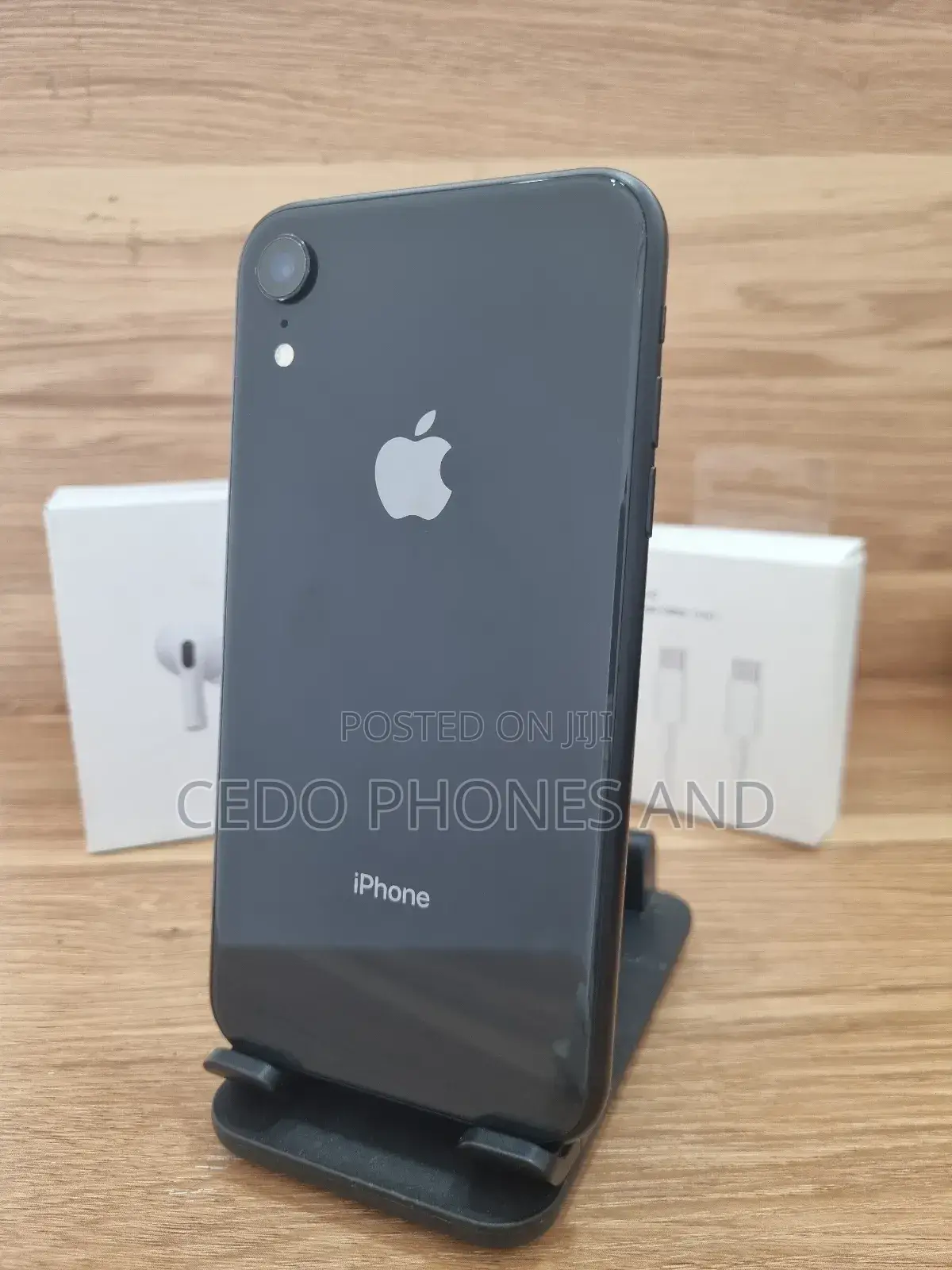 Apple iPhone XR 64 GB Black