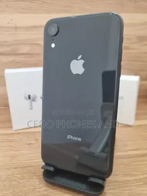 Apple iPhone XR 64 GB Black