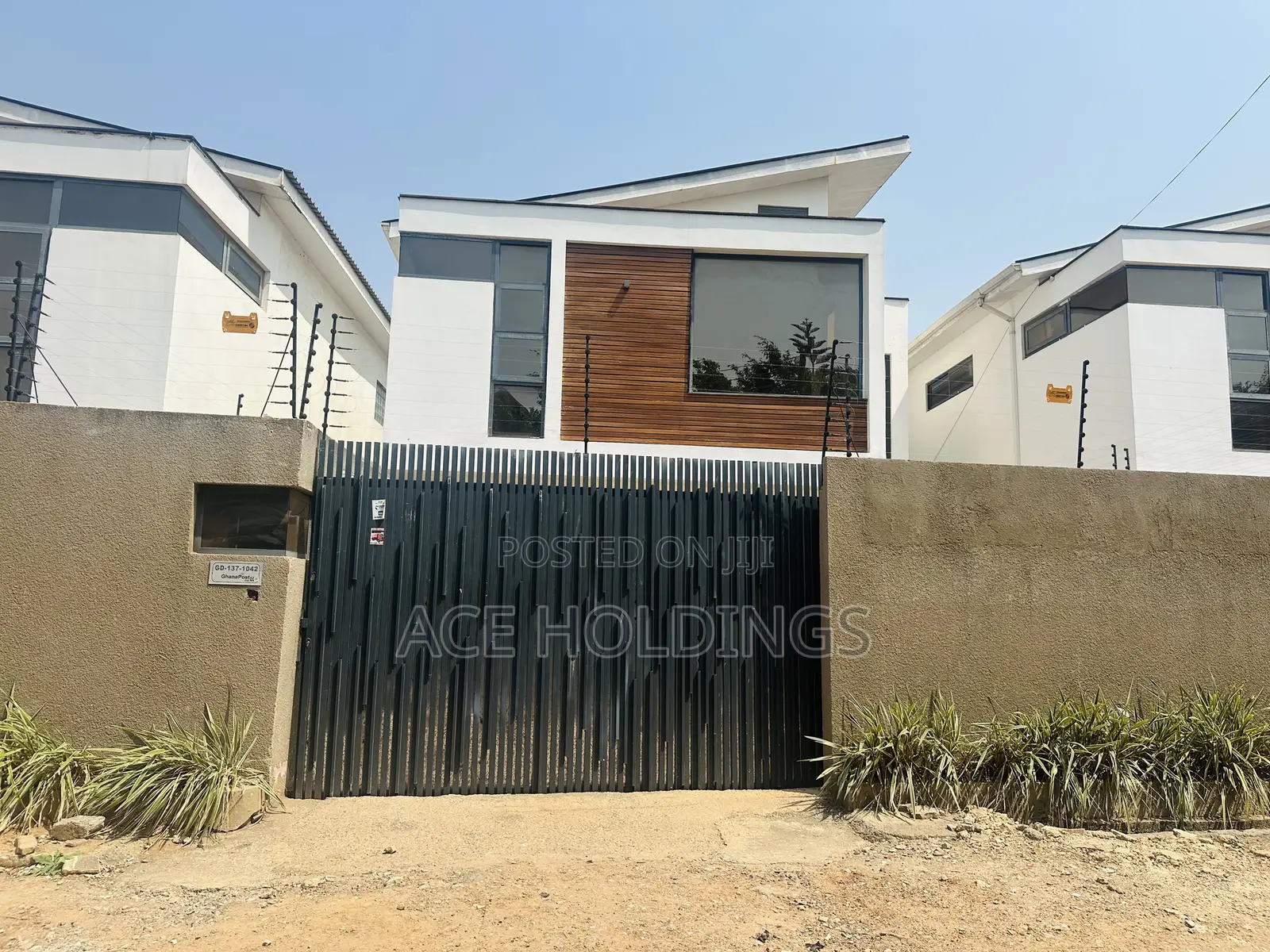 4bdrm House in Adjiringanor, Adjiriganor for sale