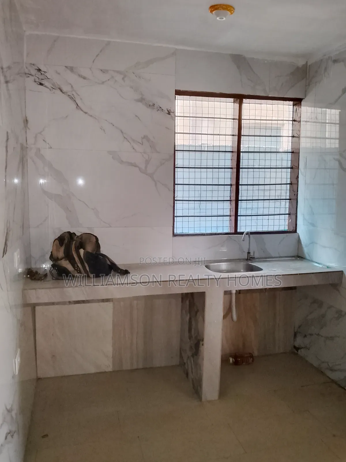 1bdrm Apartment in Hfc Estate Area, Spintex for rent