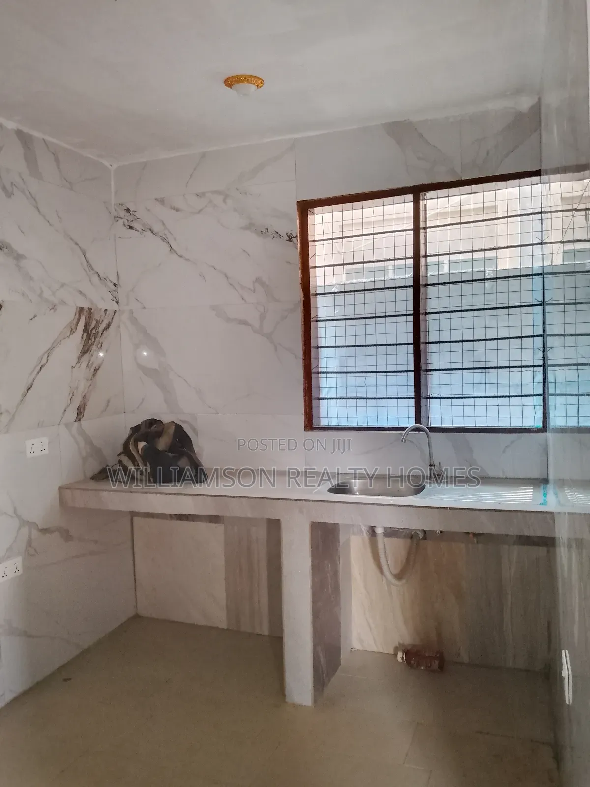 1bdrm Apartment in Hfc Estate Area, Spintex for rent