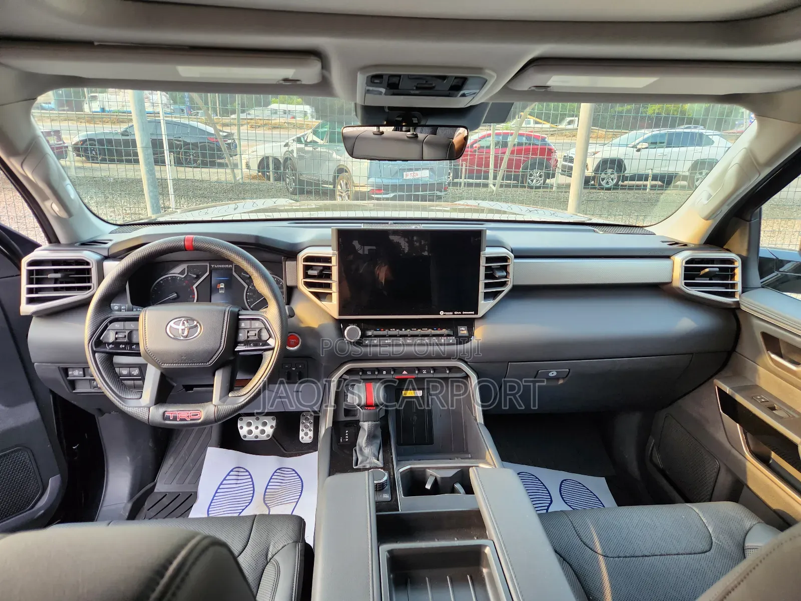 Toyota Tundra Limited CrewMax 5.5' Bed 2023 Black