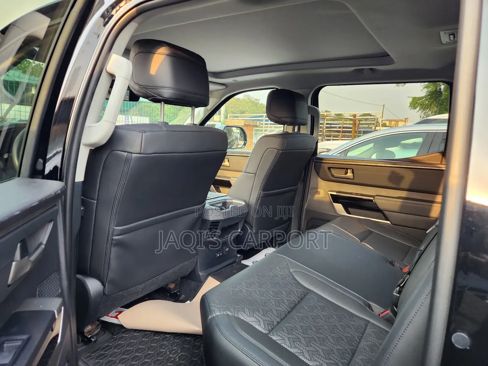 Toyota Tundra Limited CrewMax 5.5' Bed 2023 Black
