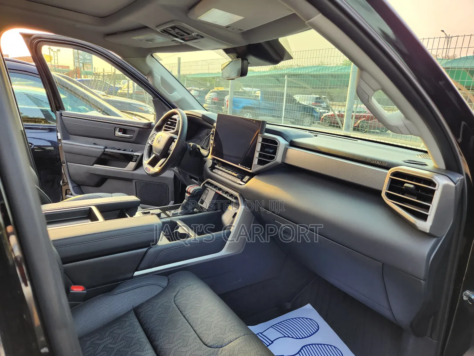 Toyota Tundra Limited CrewMax 5.5' Bed 2023 Black