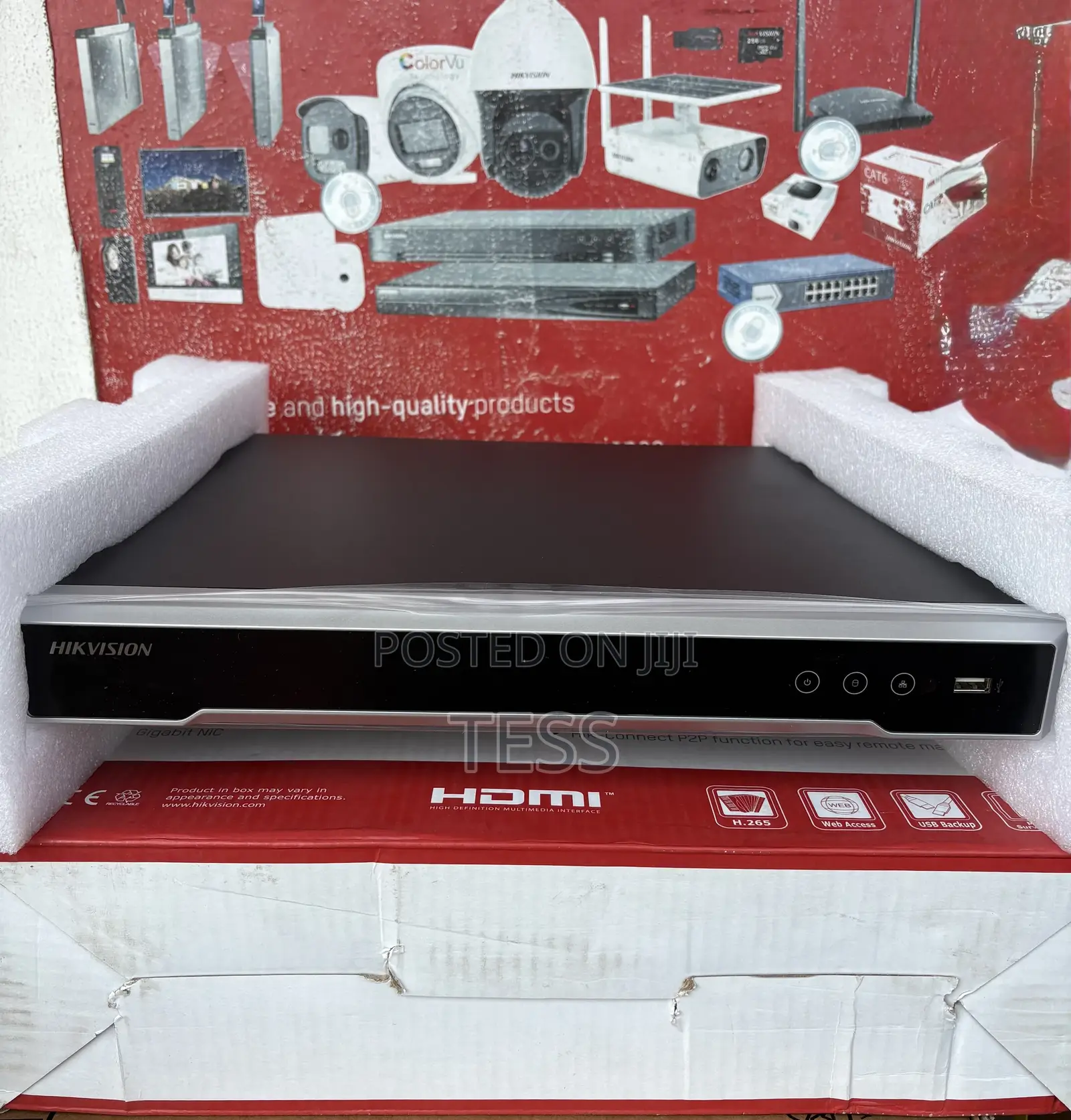 Hikvision 8ch Poe NVR /8mp 2hdd Slot DS-7608NI-Q2/8P