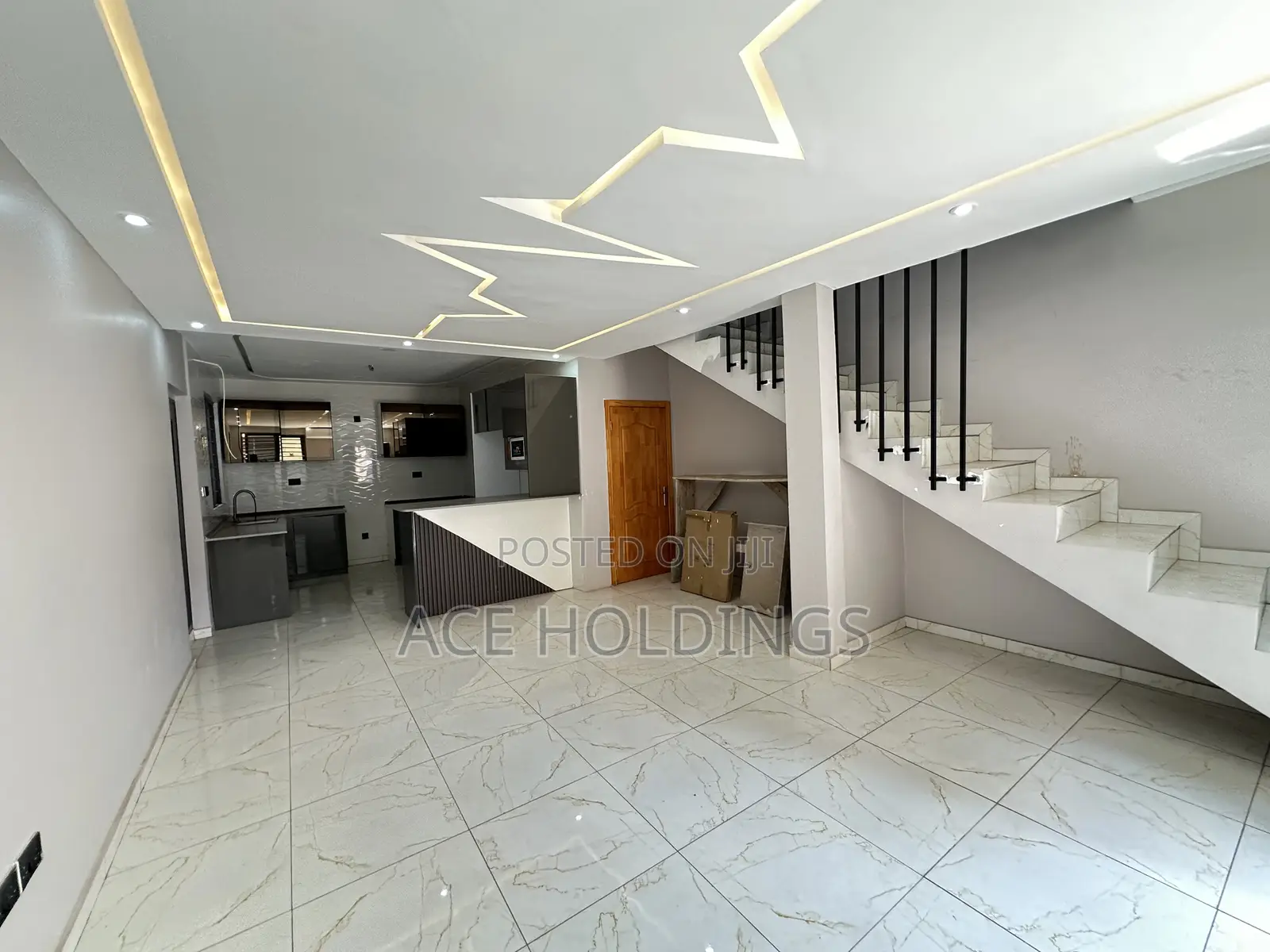 3bdrm Townhouse/Terrace in Lakeside for sale